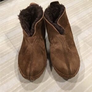 L.L. Bean Wicked Good Slippers